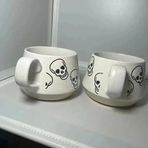Coco & Lola Scull Halloween Mug Set Of 2 White W Flecks Black, Goth - Picture 2 of 7